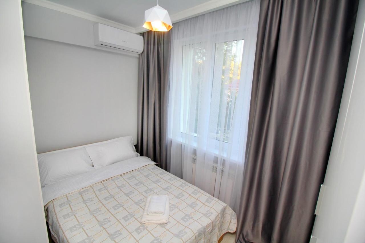 Cozy Studio In The Best Area! 3 Almaty Eksteriør bilde